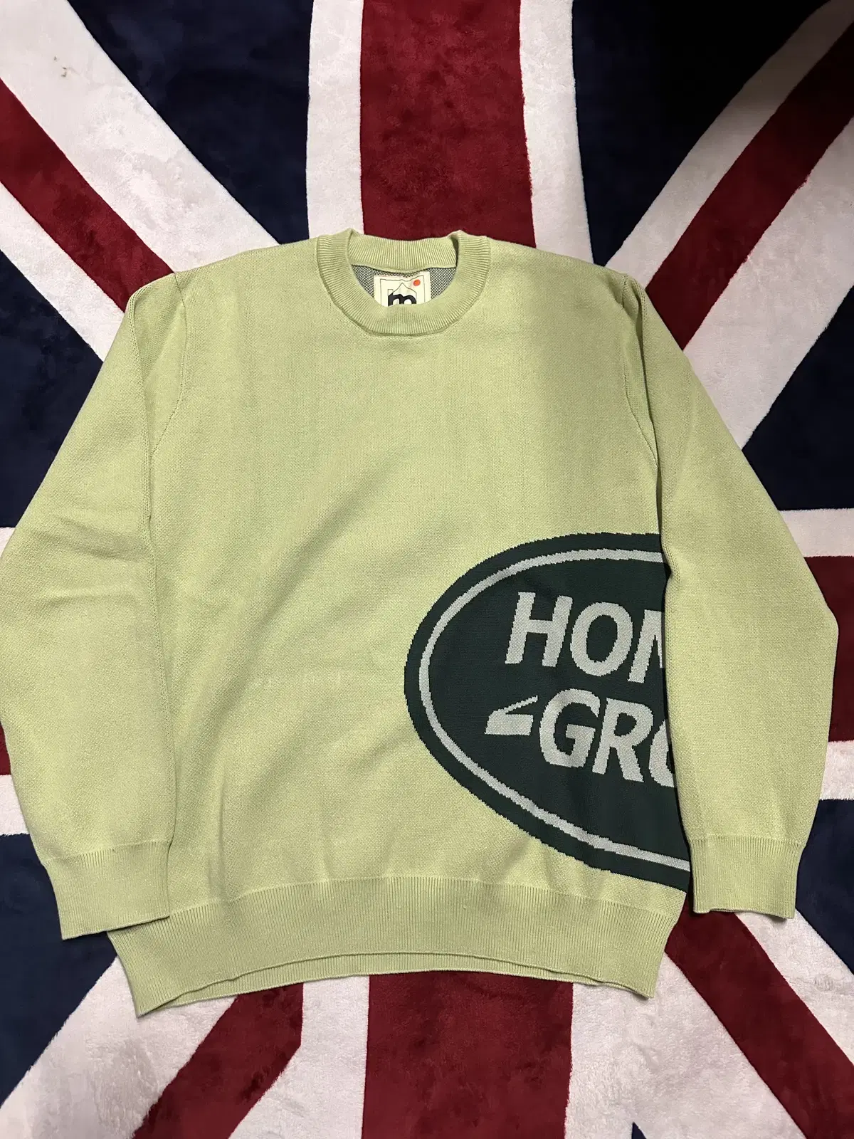 I'm selling a homegrown/apple green cotton knit/XL.