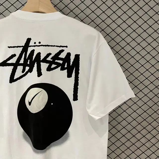 코튼 모던 남자 티 슬리브Stussy