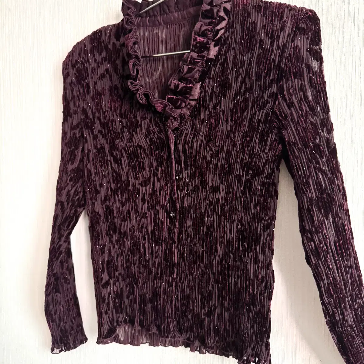 Velvet trimming pleats cardigan