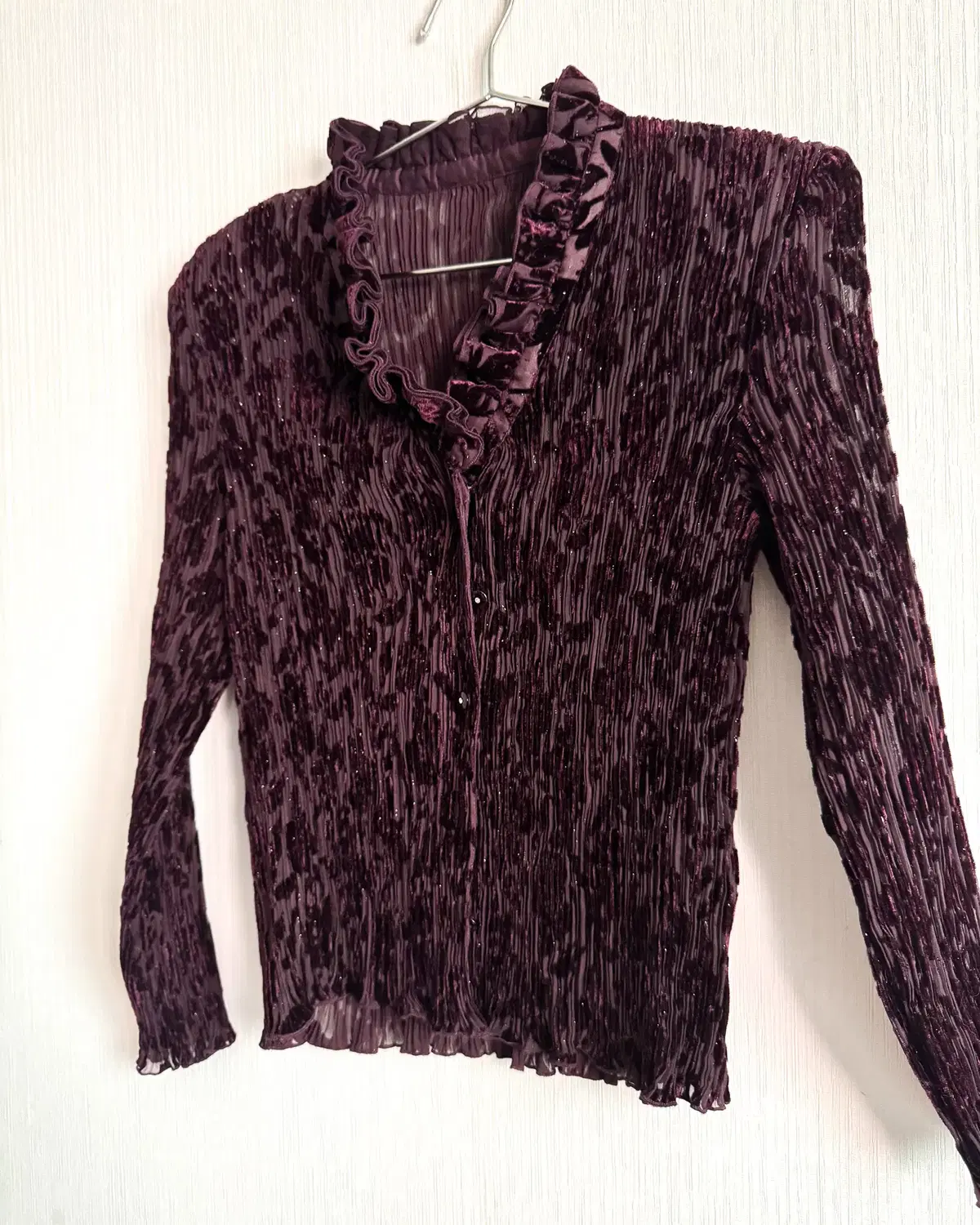 Velvet trimming pleats cardigan