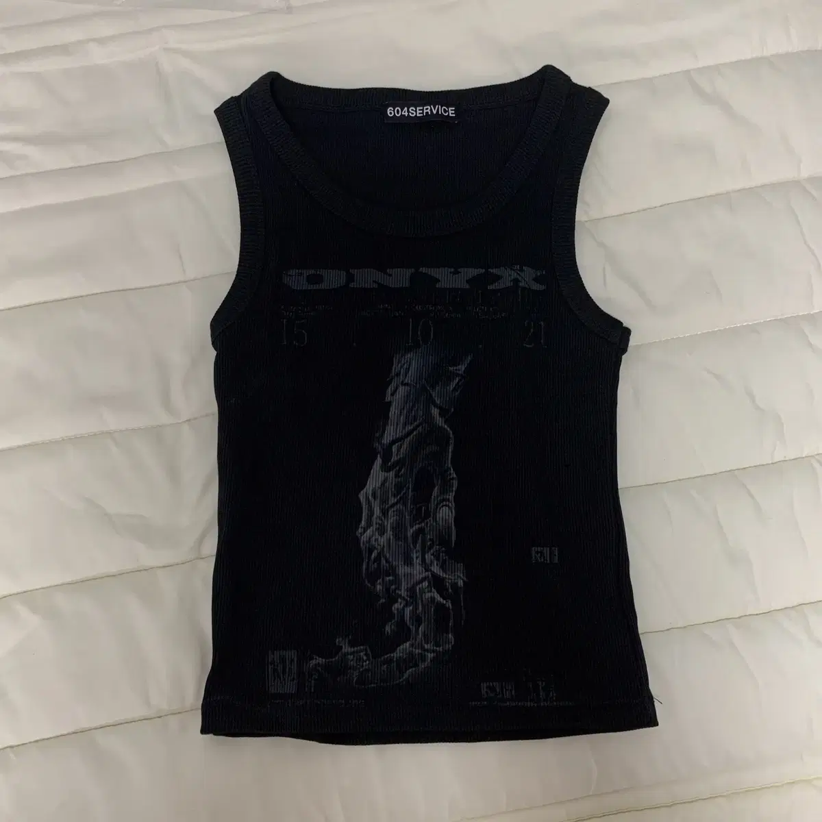 604service 604서비스 ONYX SLEEVELESS TOP