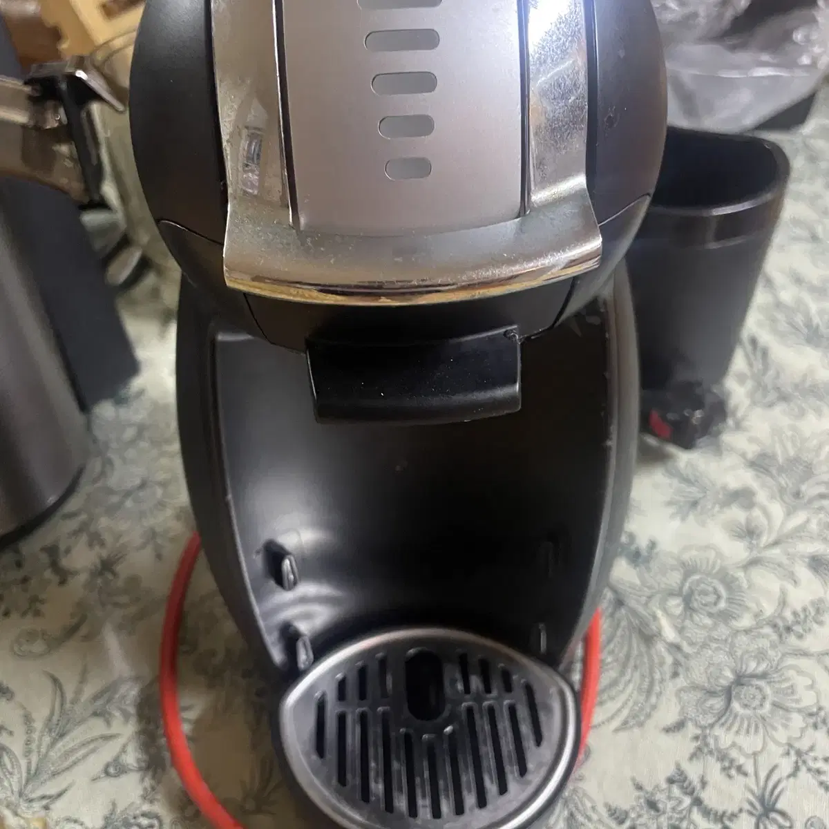 네스카페 Dolce Gusto 커피머신 제니오2