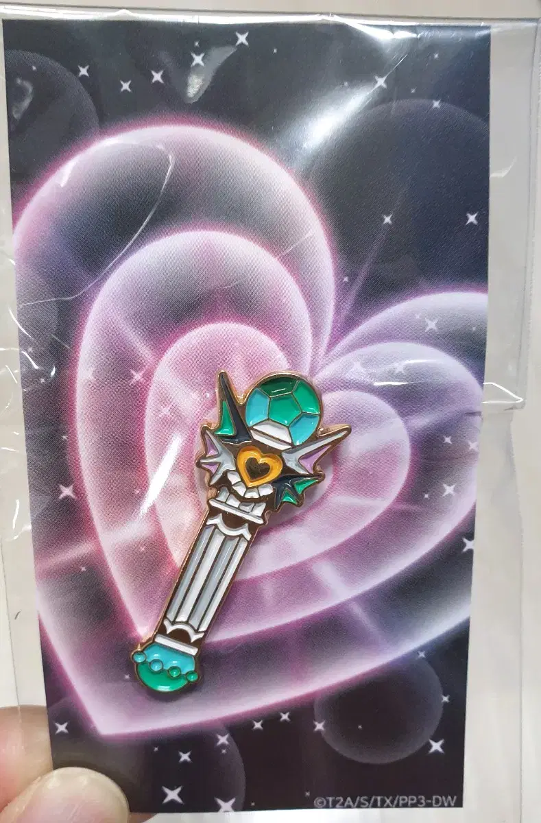 Pripara sion microphone metal badge