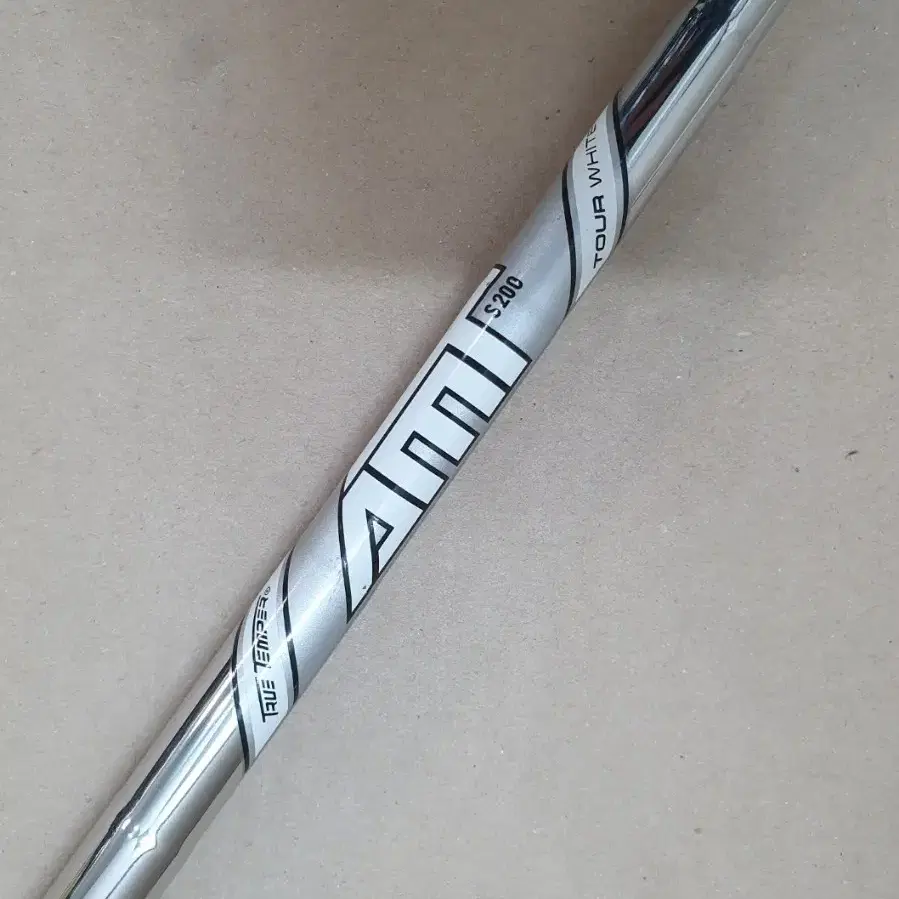 타이틀 620 CB FORGED 5번 다이나믹골드 AMT S200 아이언