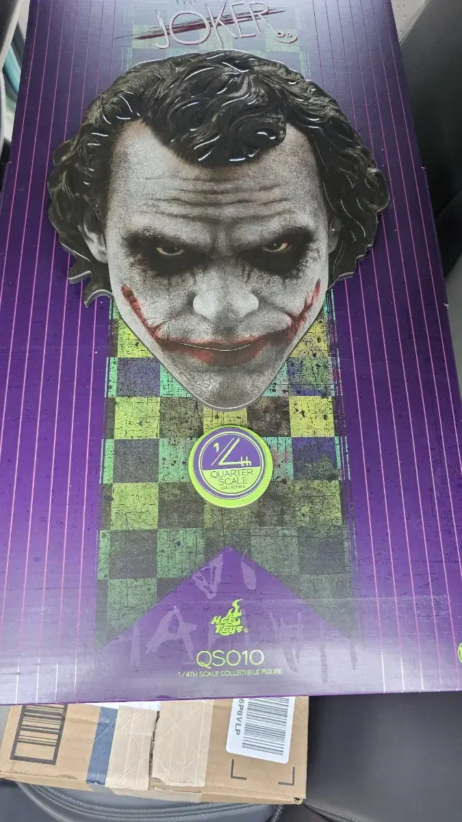 Hot Toys Quarter Joker Batman for Sale