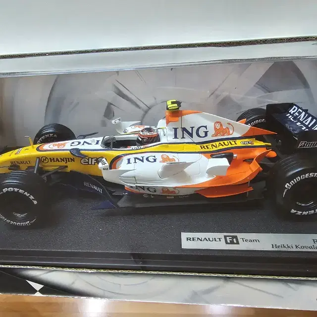 F1 핫 휠 1/18 빅스케일 RENAULT F1 TEAM 타미야 반다이