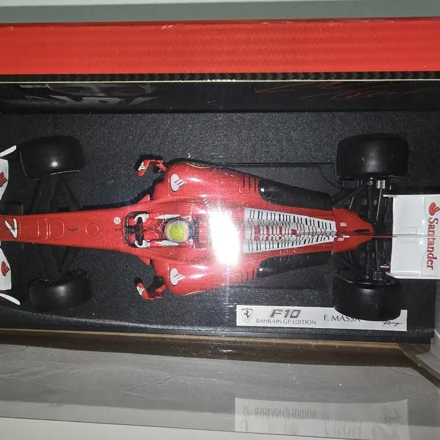 핫 휠 1/18 빅스케일 F1 페라리 F10 F.MASSA . 타미야 반