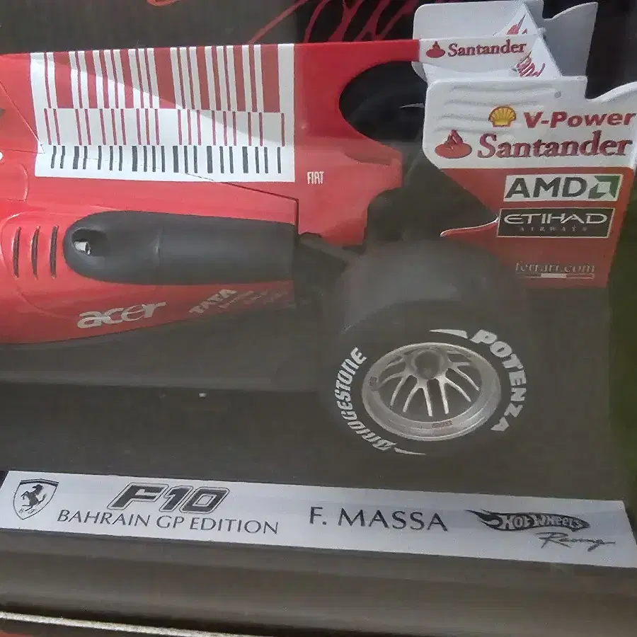 핫 휠 1/18 빅스케일 F1 페라리 F10 F.MASSA . 타미야 반