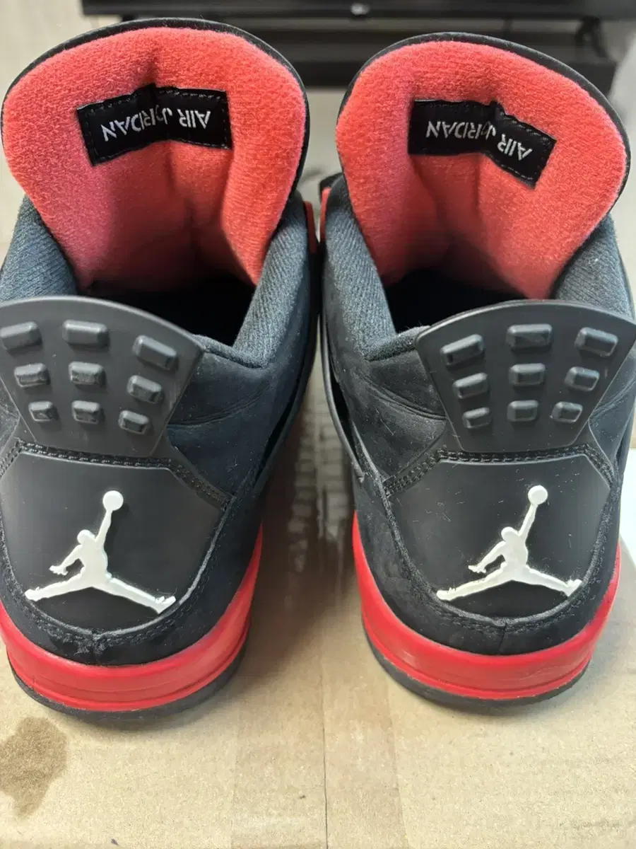 Jordan 4 Crimson Red 275