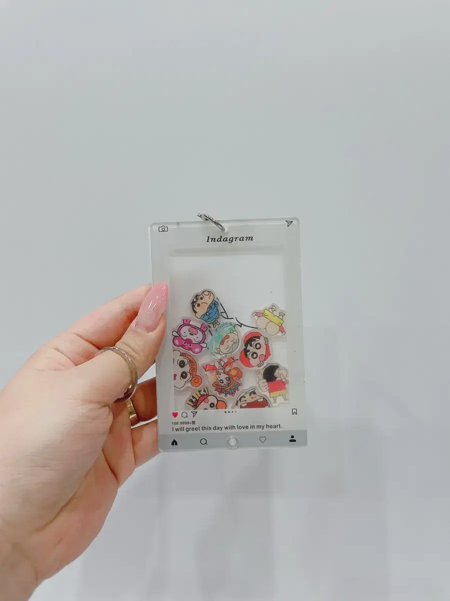 Crayon Shin-chan Instagram Shaker Keyring