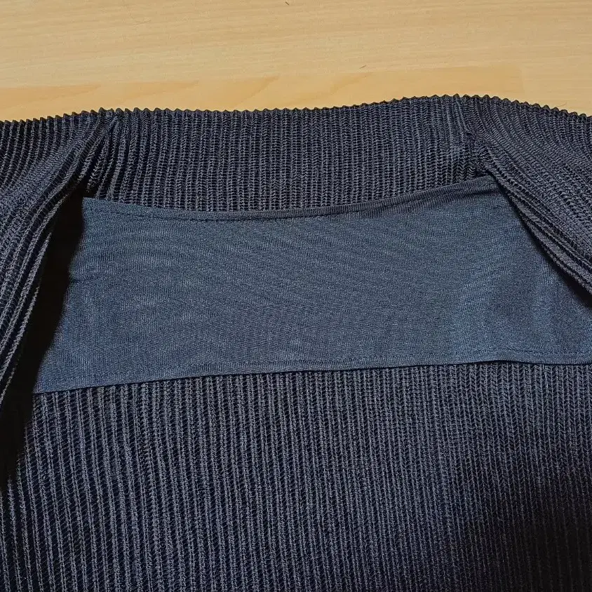 새품수준 SPECCHIO PLEATS 가디건(F)