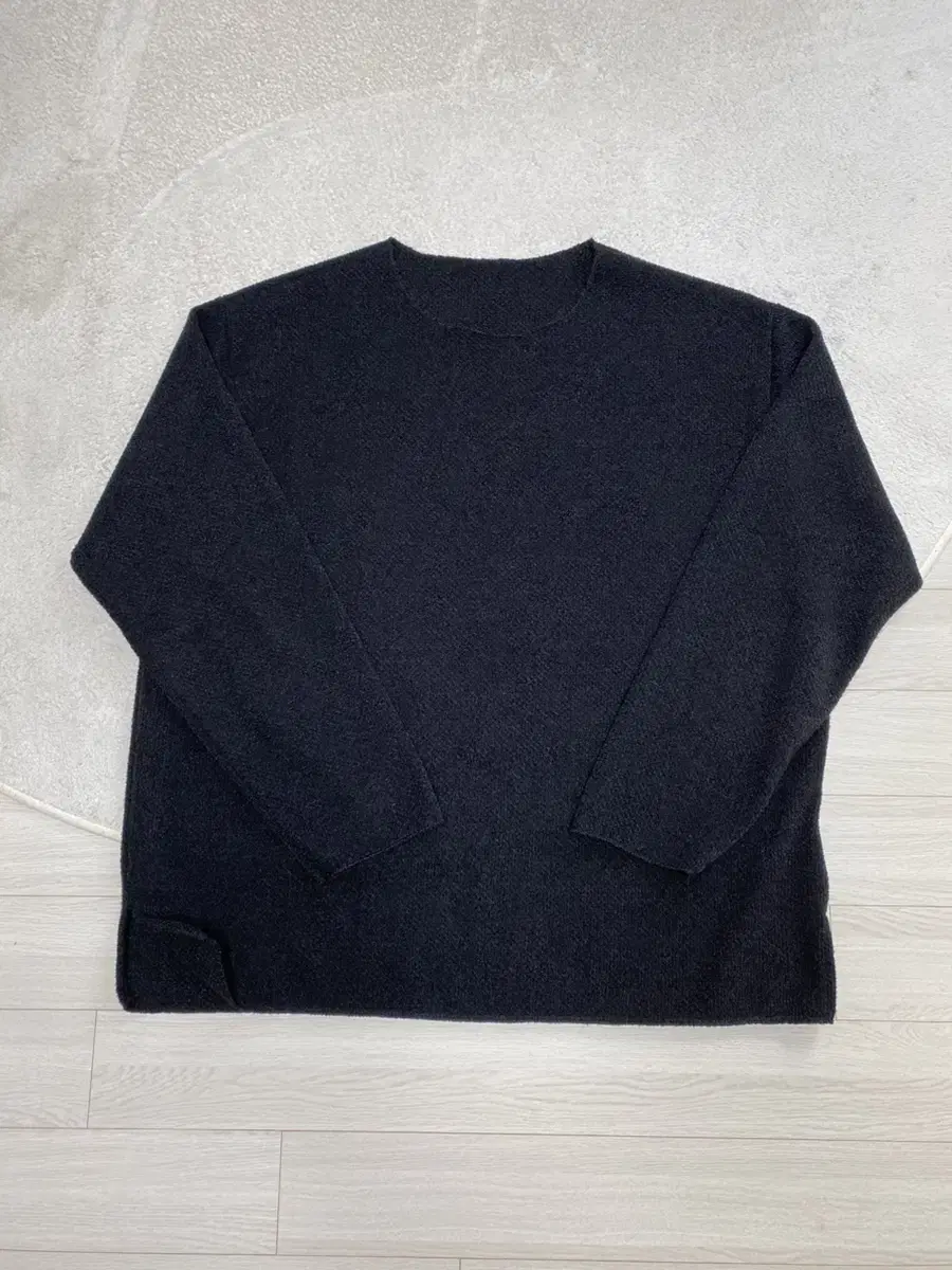 Long Sleeve Boucle T-Shirt Black New