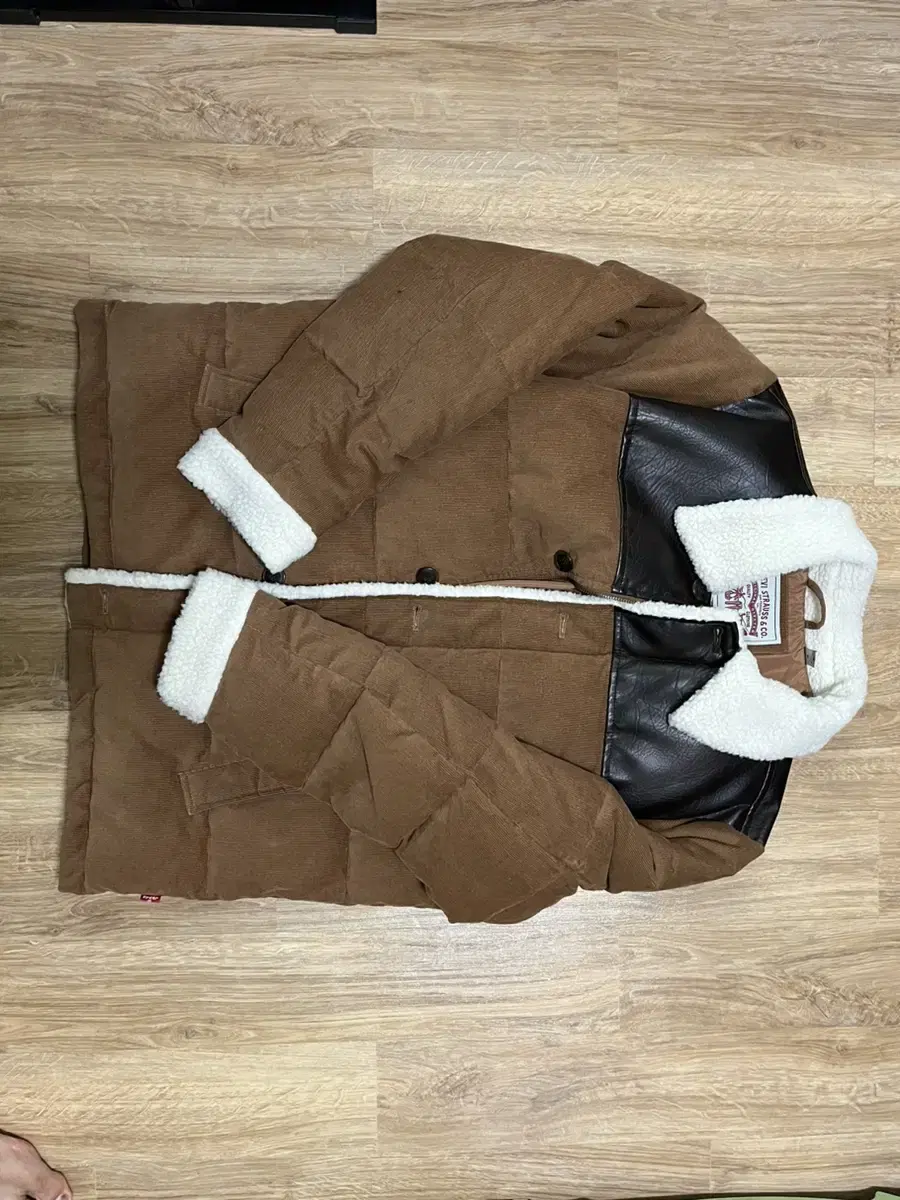 Levi's Outerwear