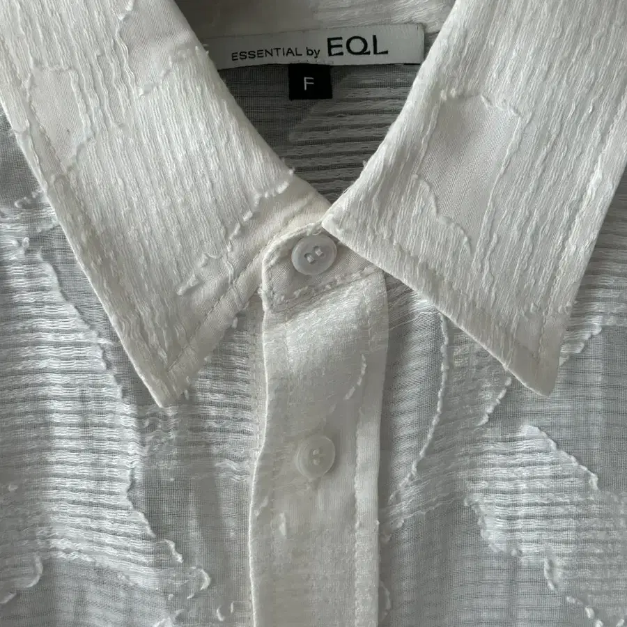 에센셜 바이 이큐엘 / Linen Sheer Shirts