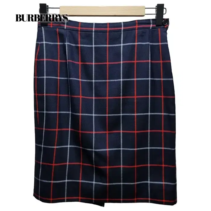 Burberry Skirt 28.7 inches