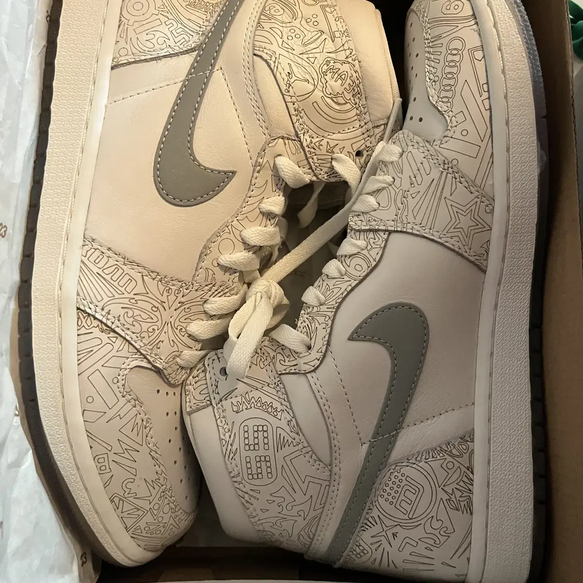 Jordan 1 Retro 30th Anniversary Laser