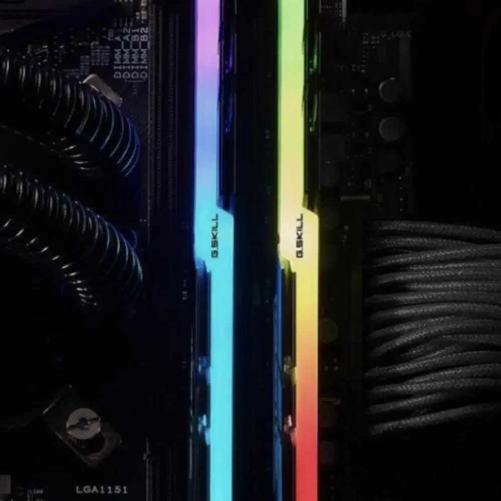 지스킬 3200 cl14 트라이던트z rgb b다이 16기가 ddr4