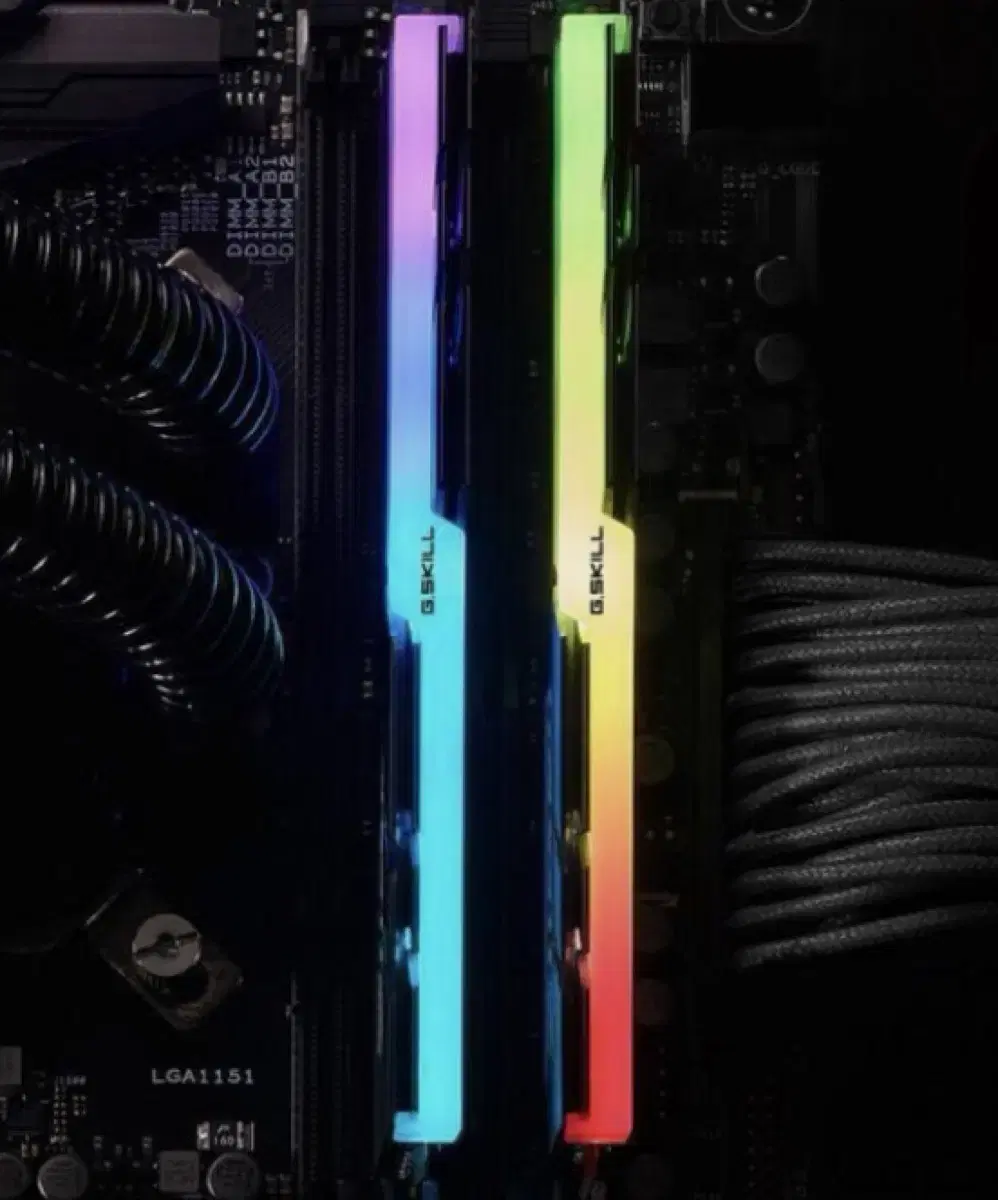 지스킬 3200 cl14 트라이던트z rgb b다이 16기가 ddr4