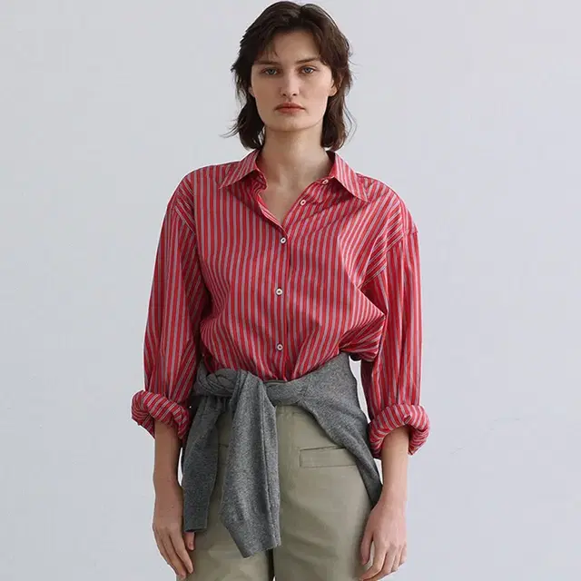 문달 레드 스트라이프 셔츠 / Verni Shirt in Red Stri