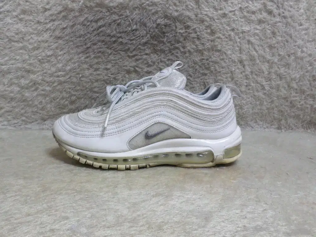 LEW LUCKY 265 Nike Air Max 97 Triple White Sneakers Used Shoes