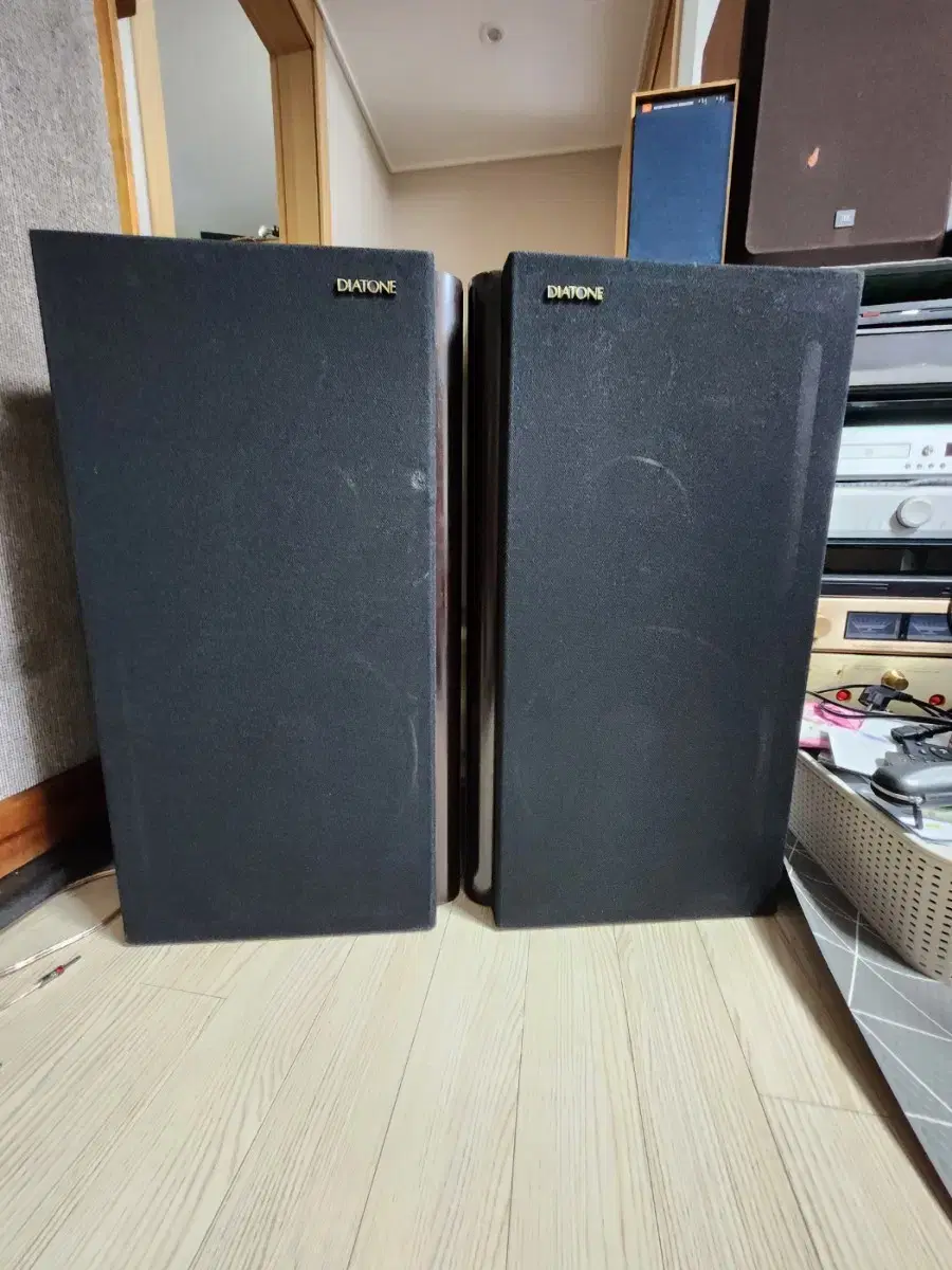 DYNATONE DS2000 Speakers