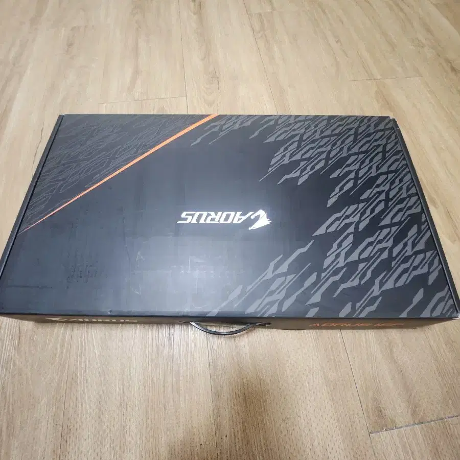 (AORUS)어로스 게이밍노트북 급처분합니다. 절충가능