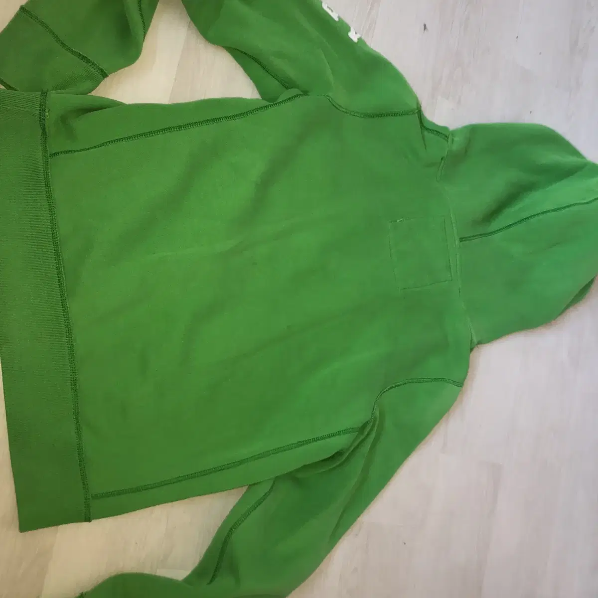 Abercrombie Medium light green sweat shi