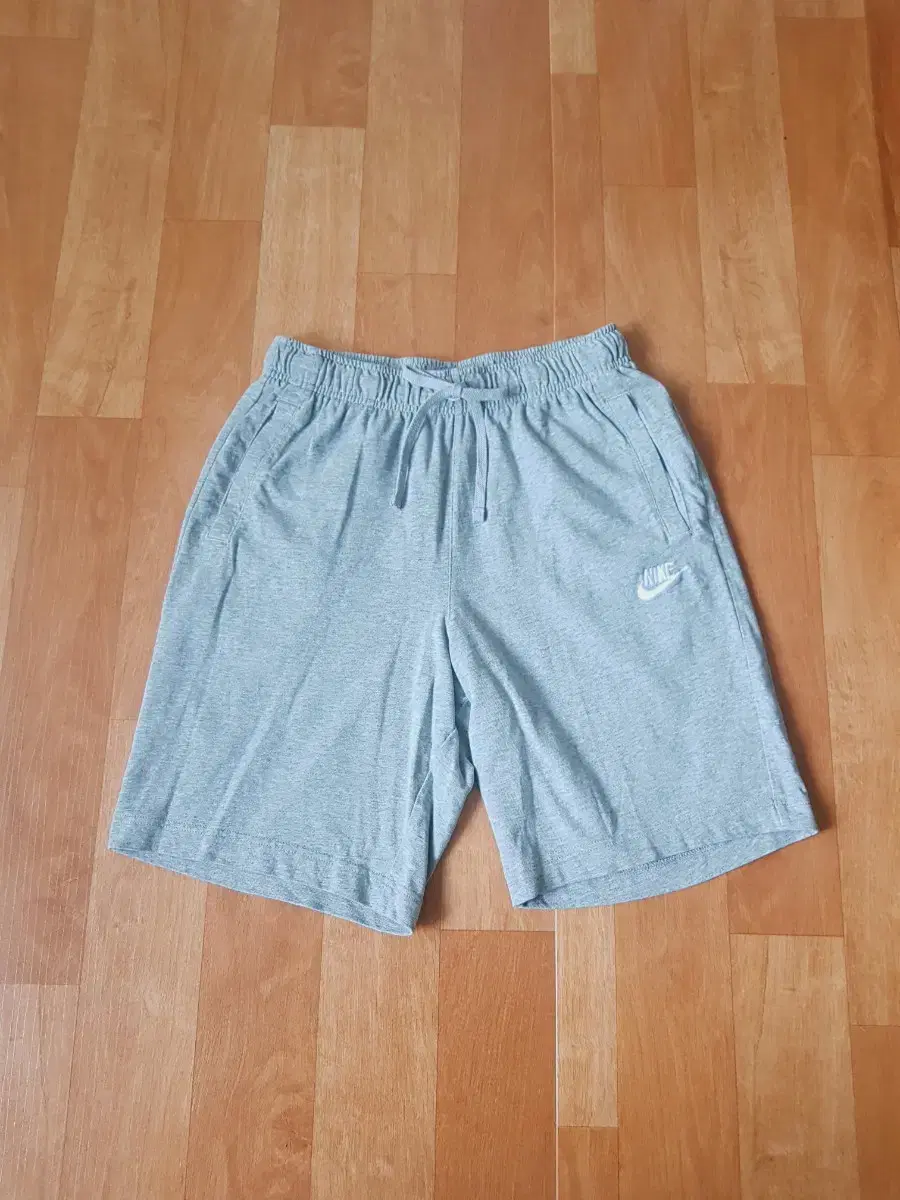 Nike Club Short Vahn (M-80)