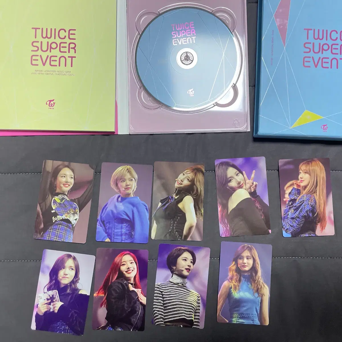 트와이스 dvd  한정판 2가지 버젼 (포카0) / 슈퍼이벤트 남음