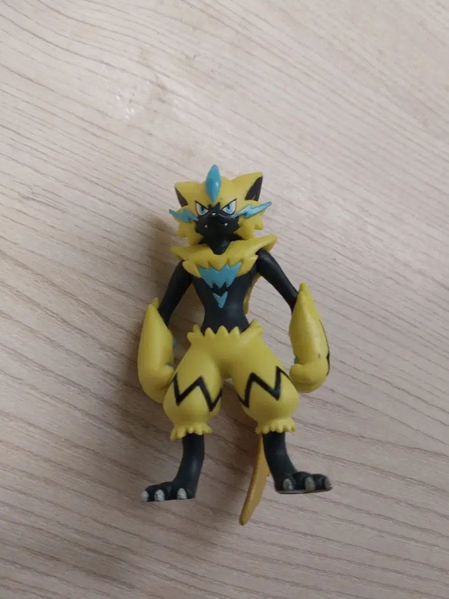 Zerora Figures