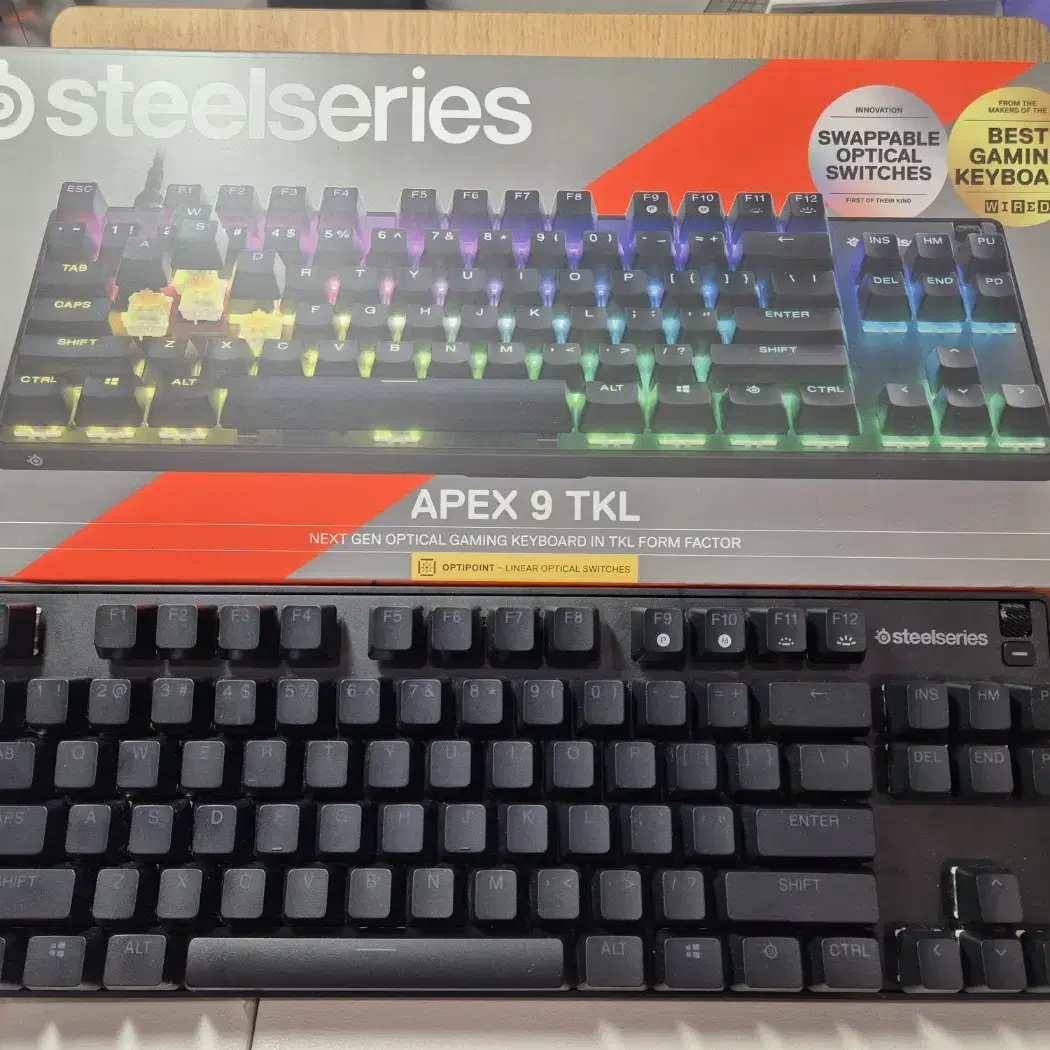 스틸시리즈 APEX 9 TKL 팝니다.