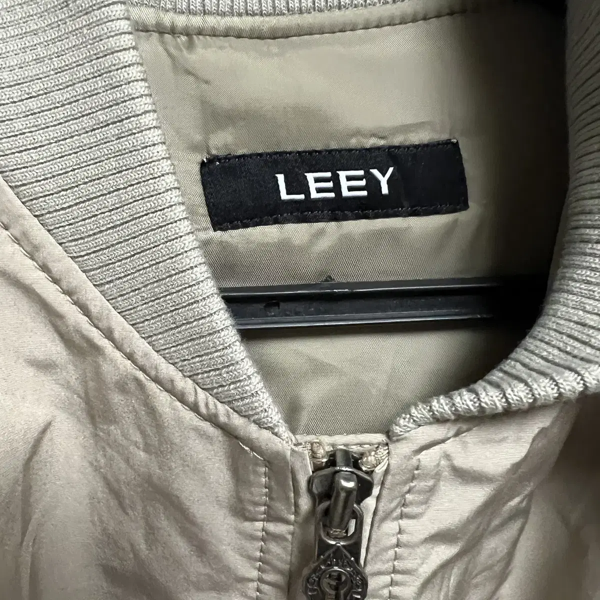 LEEY incision shirring bomber jacket 봄버