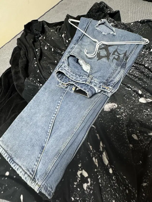 CSC EXPLICIT LOGO DENIM WASHED BLUE 2사이즈