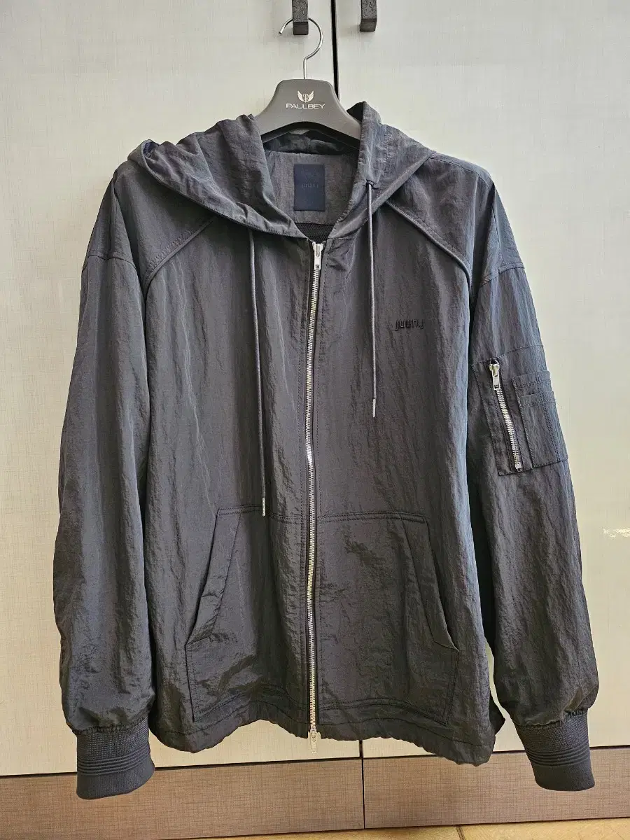 Junji 23ss Grey nylon hooded zip-up size S