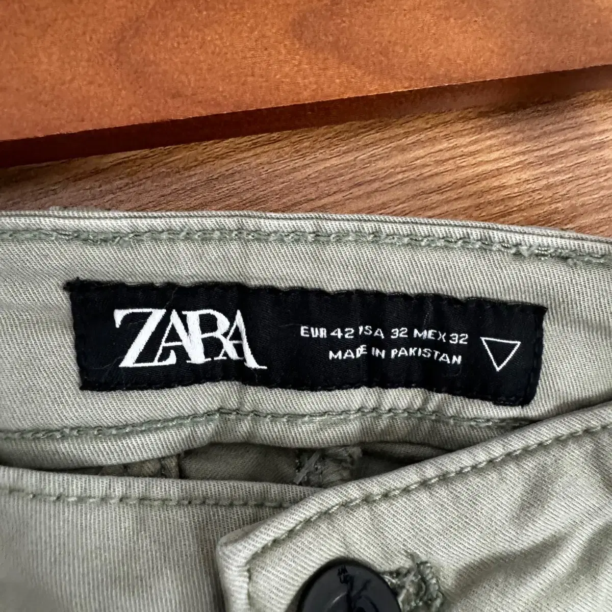 ZARA 자라 스키니진 (32 size / KHAKI)