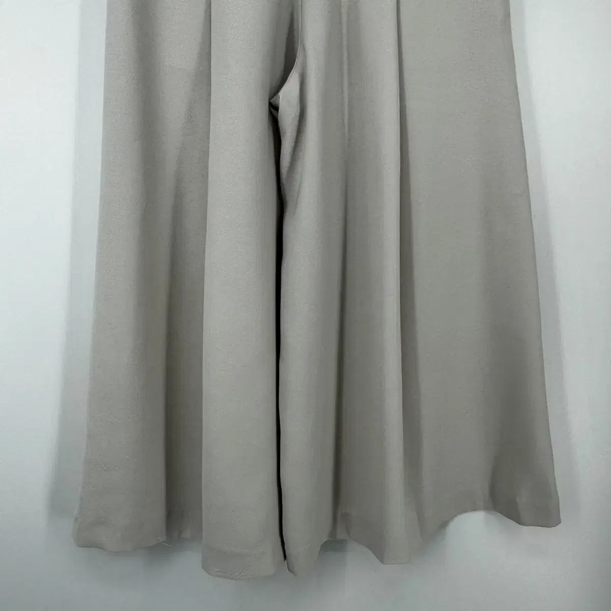 밴딩 와이드 슬랙스 7부 8부 (66 size / GRAY)