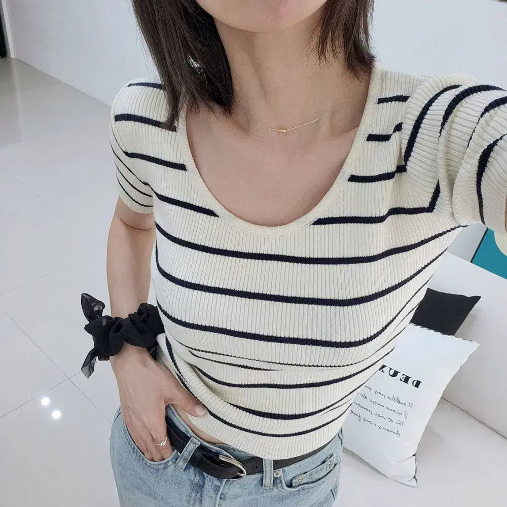 Yeoreum vahn short-sleeved ribbed tank top U neck knit Striped vahn-sleeved knit