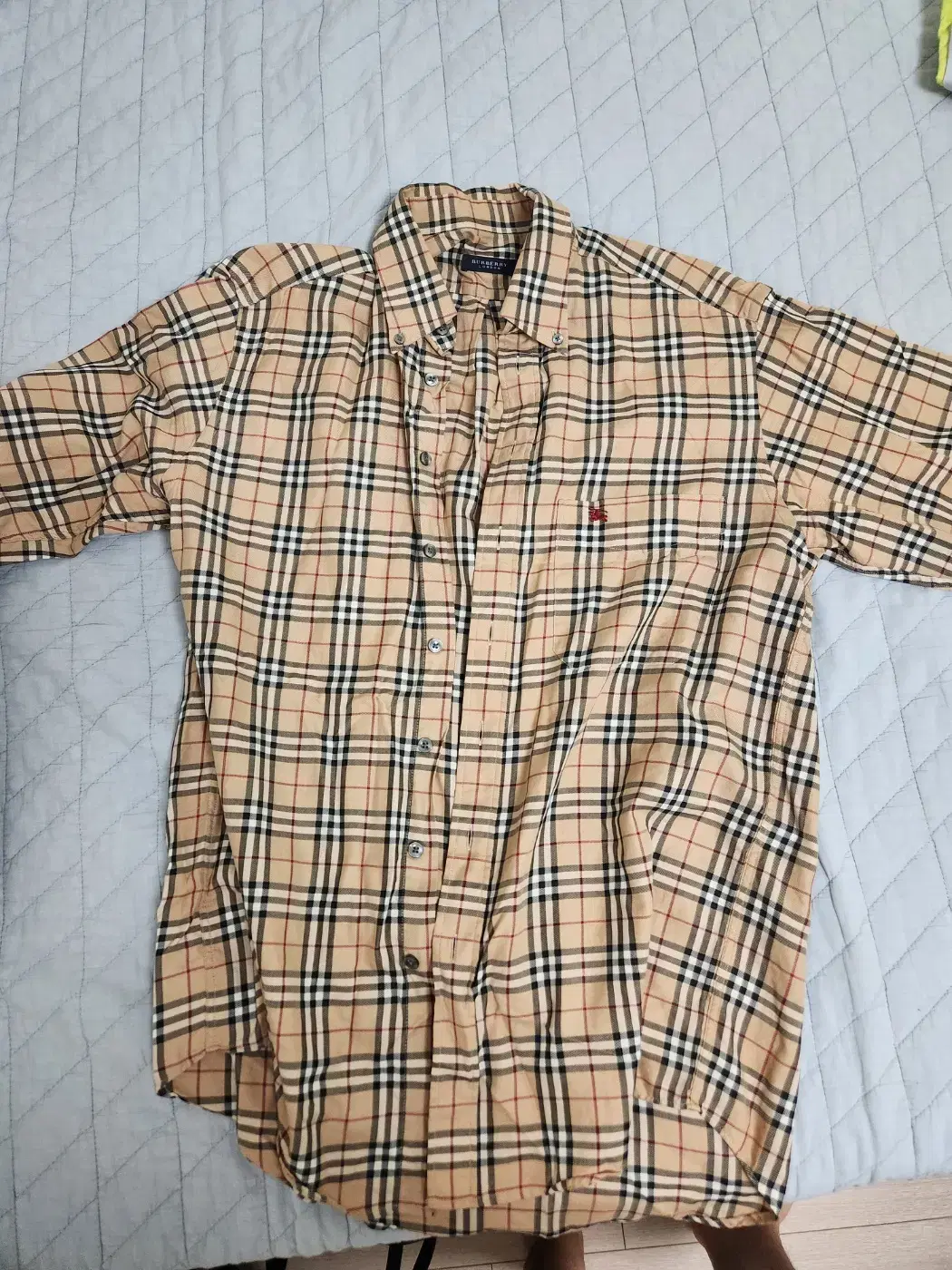 Burberry Check South sells.