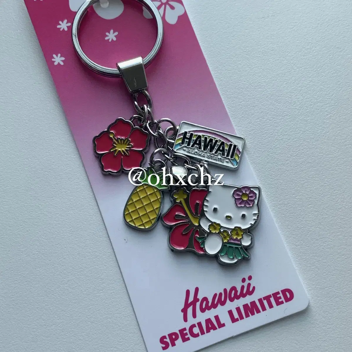 (NEW) Genuine Hawaiian Hello Kitty keyring Hula Kitty Sanrio