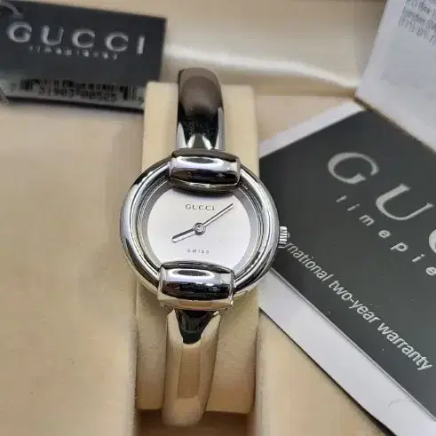 gucci 1400L