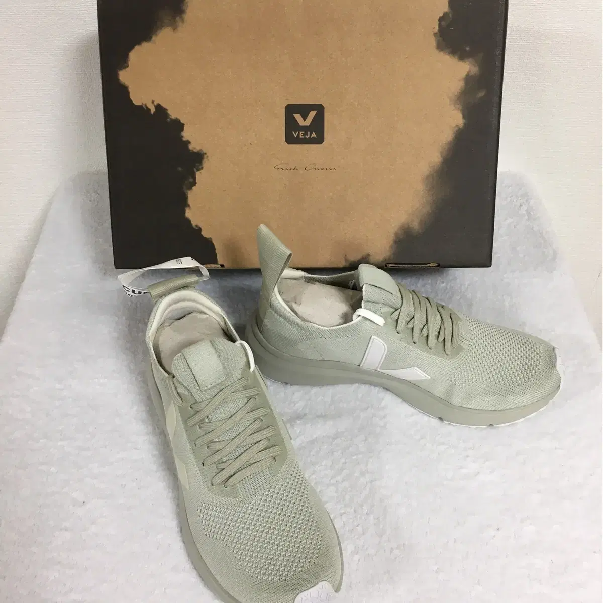 VEJA X RICK OWENS 로우 삭스 OYSTER 스니커즈