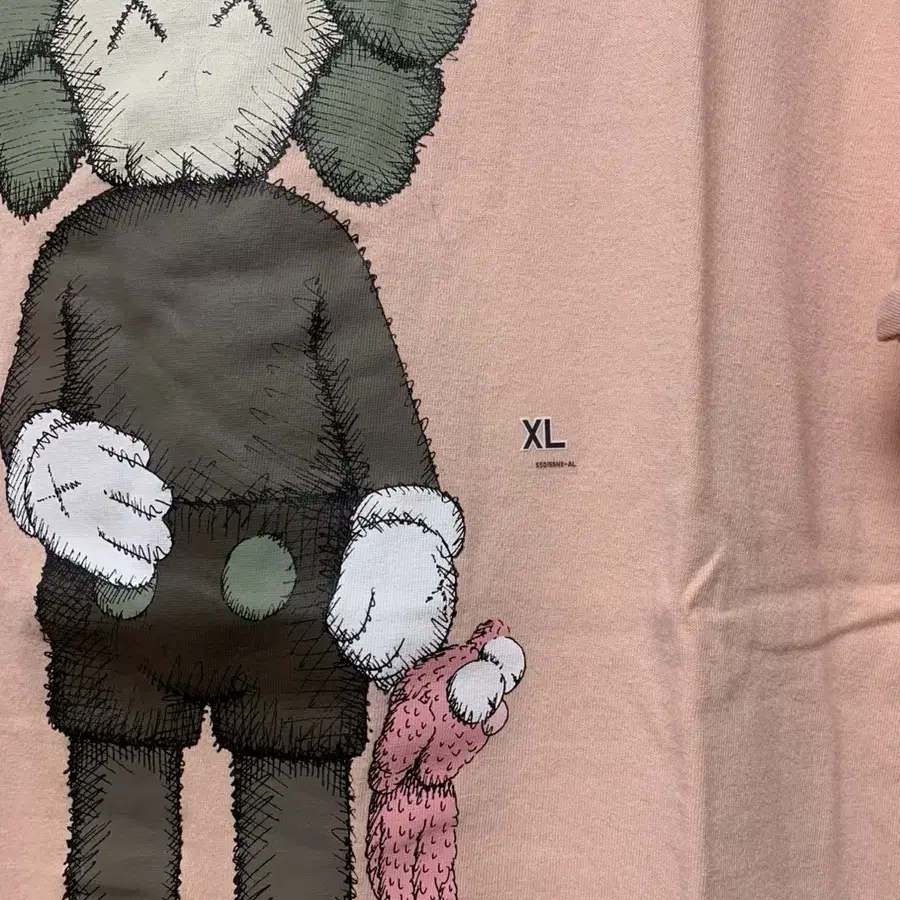 정품 Kaws 카우스 콜라보티셔츠 남녀공용 반팔티 면티셔츠