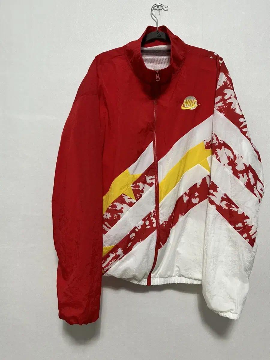 Nike Throwback Windbreaker