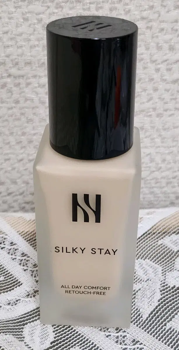 Hera Silky Stay 24 Hour Foundation