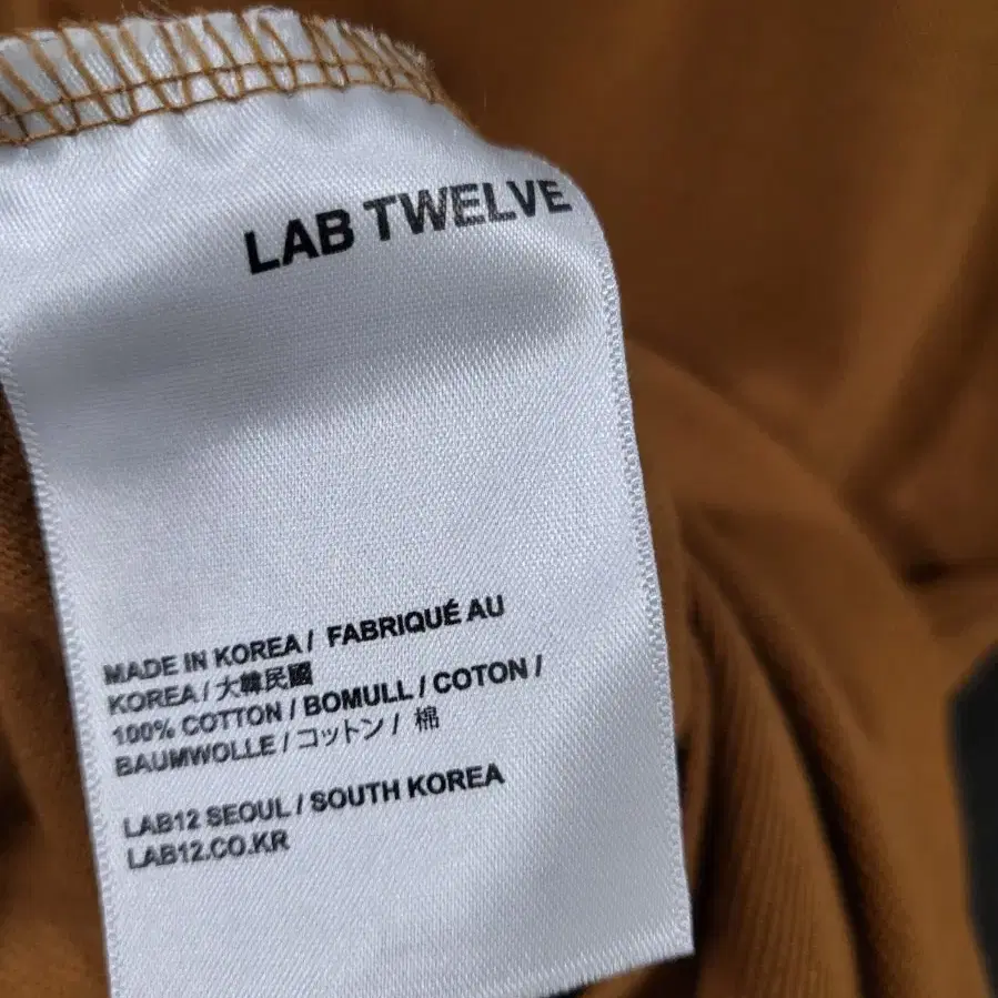 LAB TWELVE 랩투엘브 브이넥 반팔 카라티 105 5717