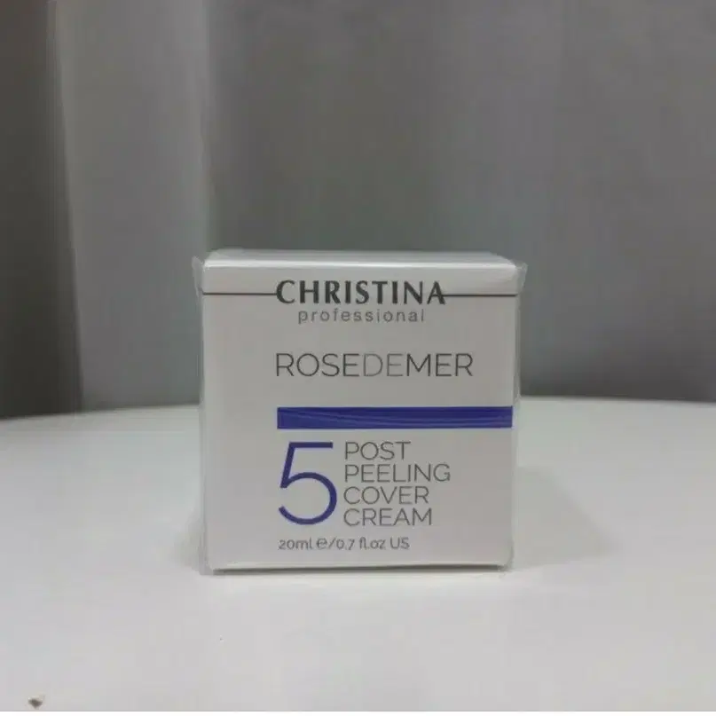 [Step5]Christina RoseDeMer cover cream