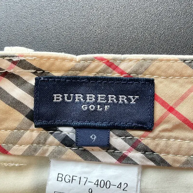 BURBERRY 팬츠 28 HS01147