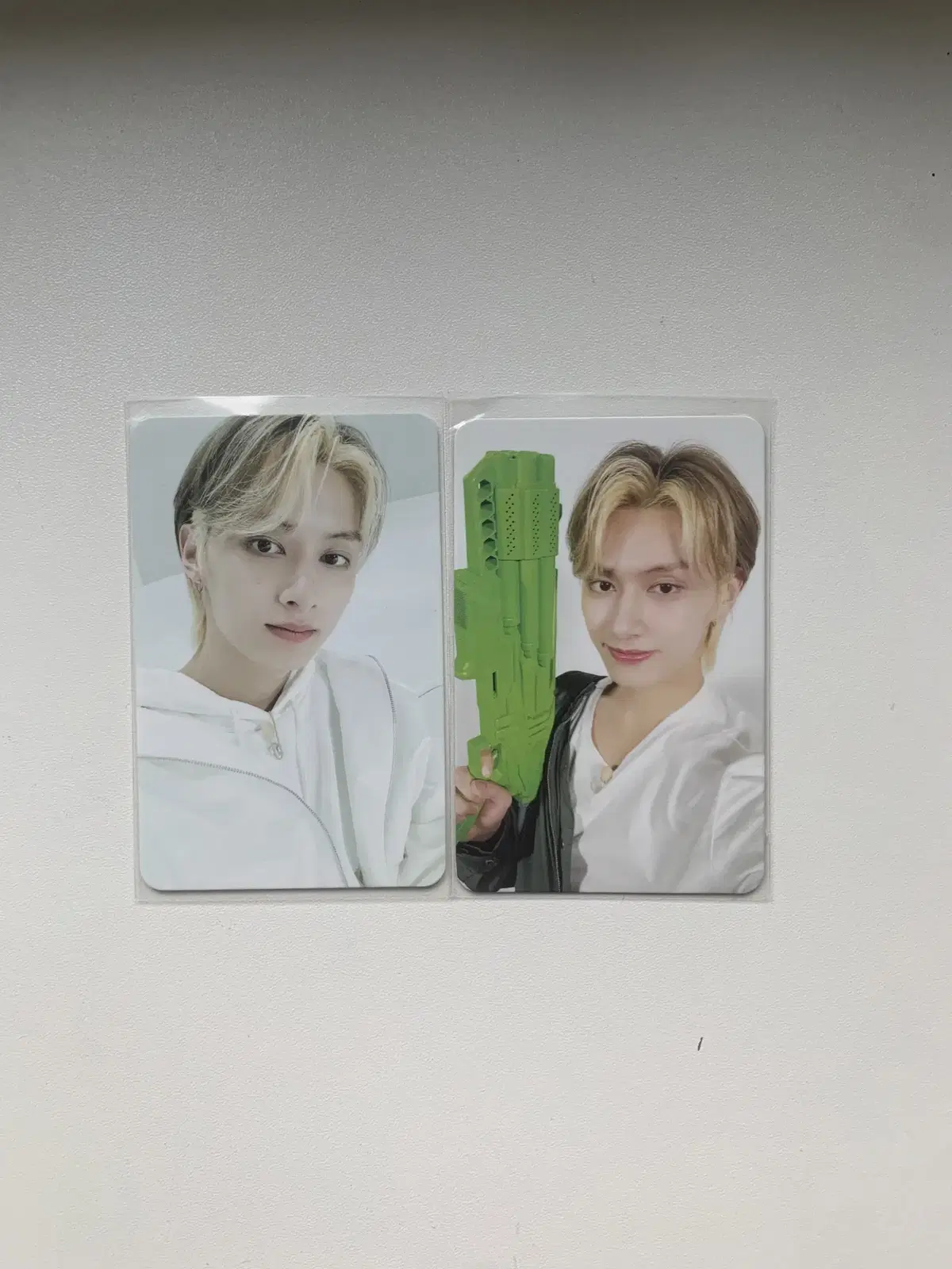 Going Seventeen Magazine photocard wts(jun,vernon)