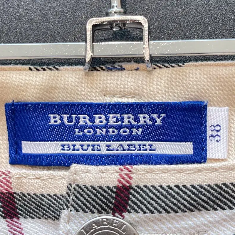 BURBERRY 팬츠 29 HS01148