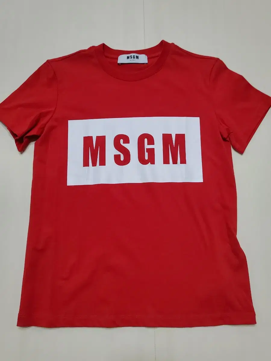 msgm 반팔로고티